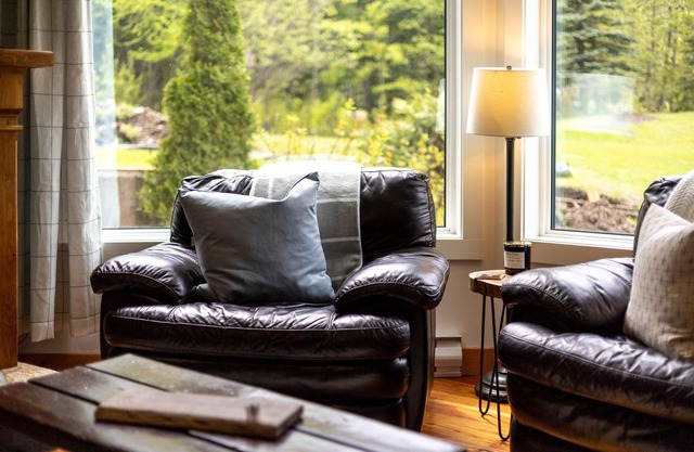 Newly Updated & Steps to the Resort | Ski In