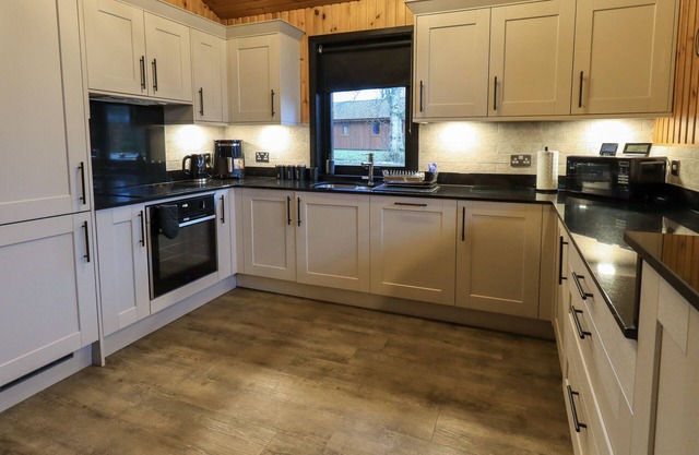 NEWSHAM LODGE, pet friendly, with open fire in Penrith