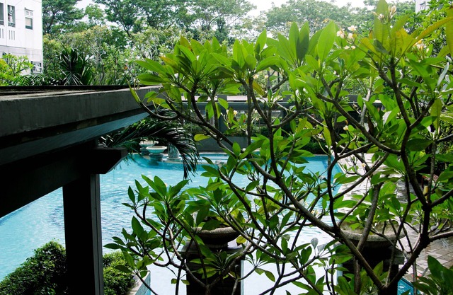 Nice And Strategic 2Br At Green Pramuka City Apartment
