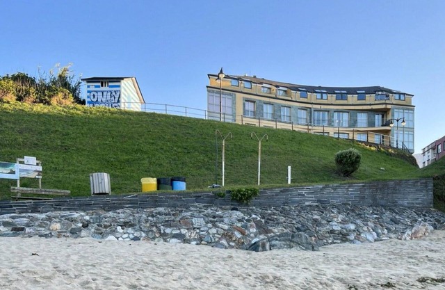 Nice apartment in O Porto de Espasante