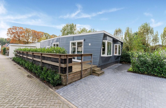 Nice bungalow with wellness close to Efteling