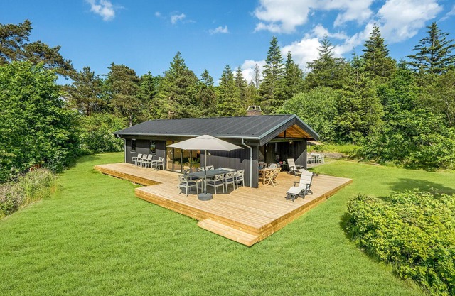 Nice home in Knebel with house sea view