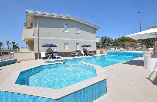 Nice home in Nocera Terinese with WiFi