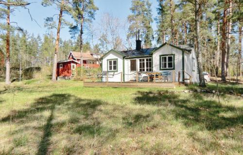 Nice Home In Oskarshamn With House Sea View