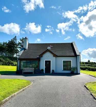 No's 6, 8 & 9 Dingle Lispole Holiday Homes