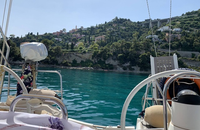 Non una Sistemazione Vista Mare ma sul Mare