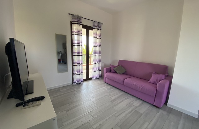 Nora's Flats - Trilo Apartament