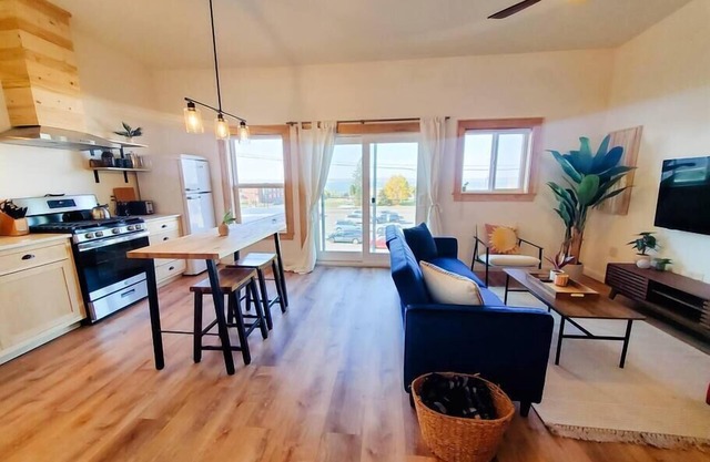 North Apartment with Lake Superior Views