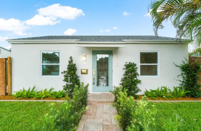 Northwood 3 Bed 2 bath Modern Cottage