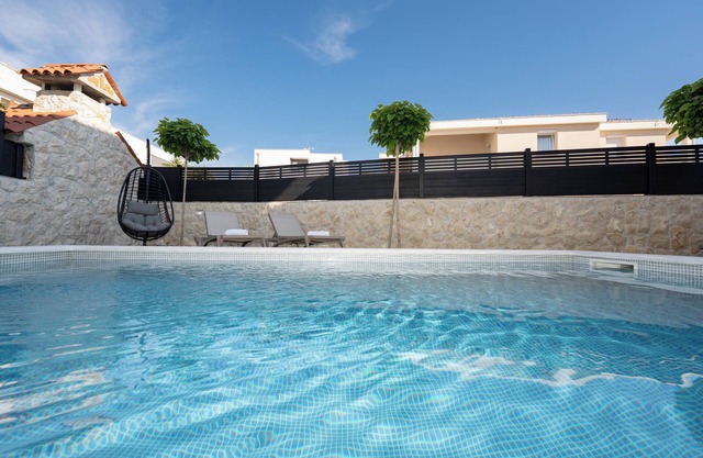 Nova Luxury Residence apartment with private heated pool