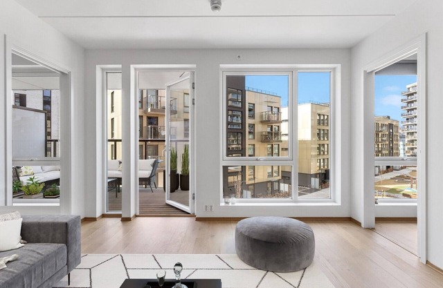 Nydalen/Storo - rett ved T-Banen