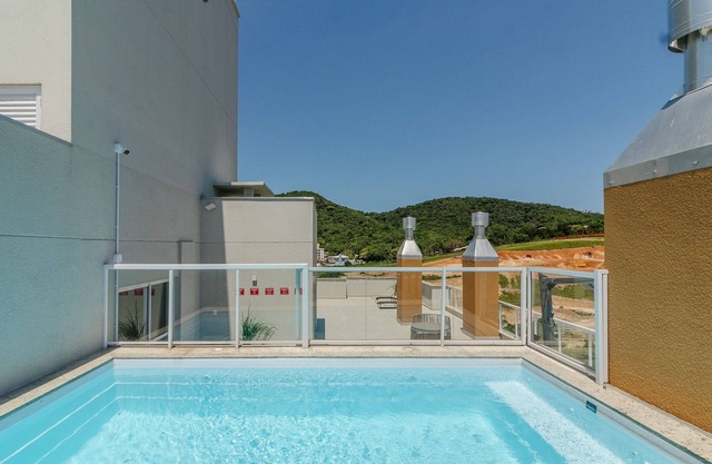 OBP - Condominium With Pool 600m From the Beach