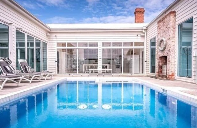 Ocean Beach House Sorrento - Timeless coastal charm with modern luxury.