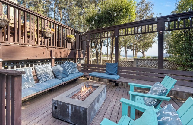 Ocean View ~ Steps to the Beach ~ Family Ohana friendly