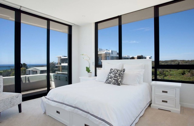 Ocean View Vista Little Bay IH