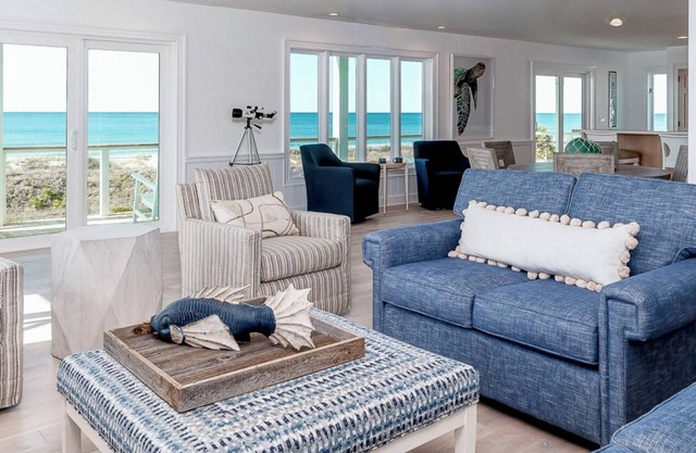 Oceanfront 7 BR, private beach access, 3 levels of beachfront decks