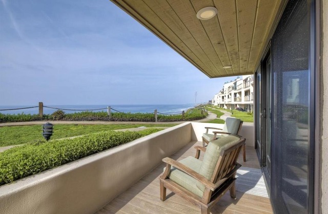 Oceanfront Luxury, Fully Remodeled, Five-Star