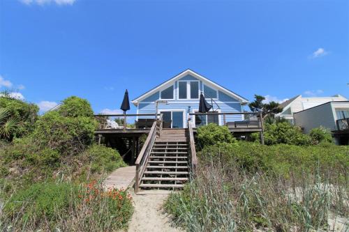 Oceanfront Nest