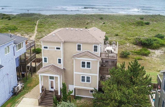 Oceanfront, Private Pool, Elevator, Hot Tub, Ocean Views!