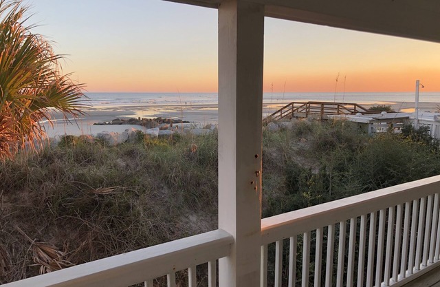 Oceanfront House - 5 Bedroom