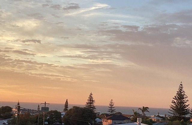 Oceanview sunsets over the wonderful Mullaloo Beach and heated outdoor pool.