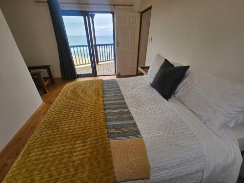 Oceanview Wooden Cottage
