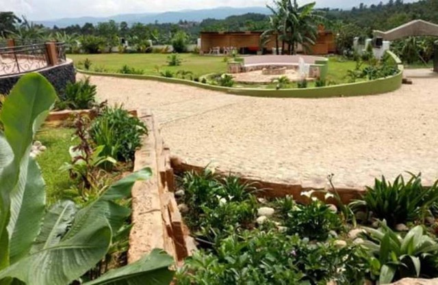 Okapi Hotel