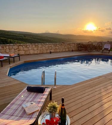 Olive Villa Plataniás