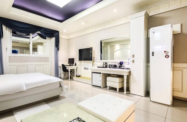 Olleh business Hotel