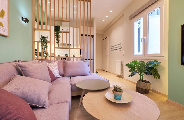 Olympic Spirit Apt in N. Kosmos