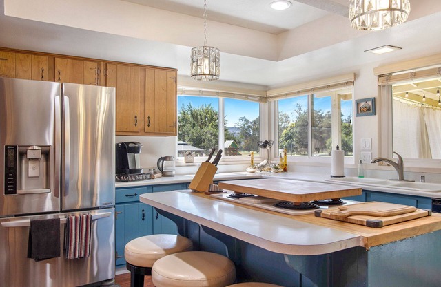 On The Fairway Vacation, Golf/ Pickleball/Wedding Venues Nearby See House Rules