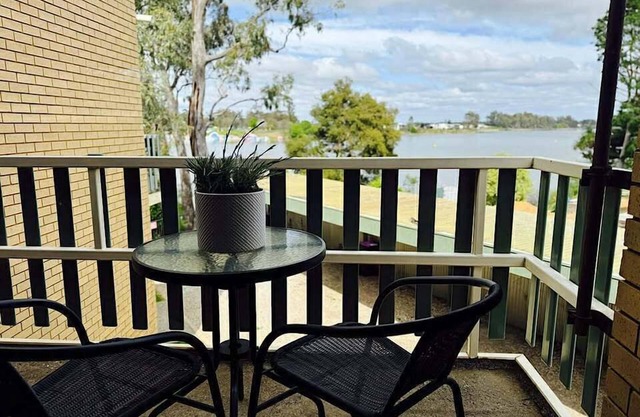 On the Lake in Nagambie