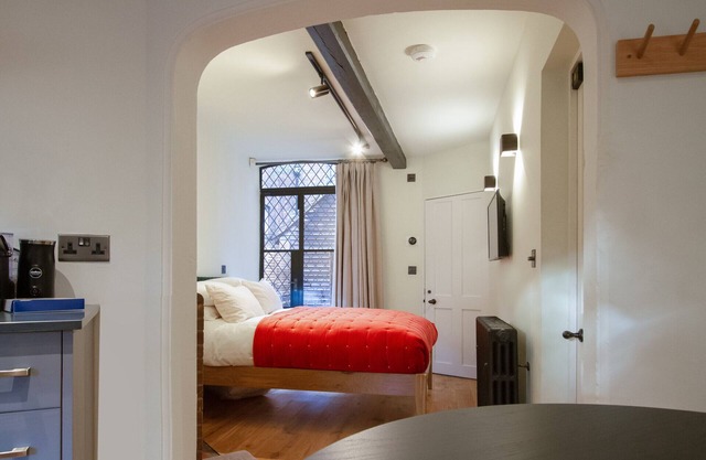 One Bedroom modern luxury cottage