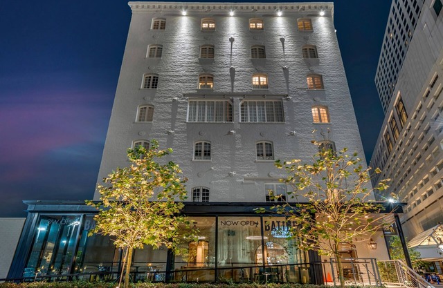 ONE11 Hotel