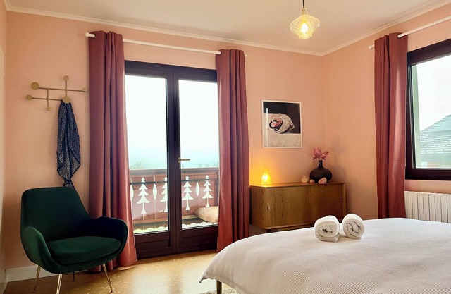 Onlymyflats - Fauna Flora