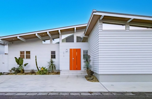 Opening in July 2023 Experience an extraordinary life Equipped with a pool and golf simulation/Miyazaki Miyazaki