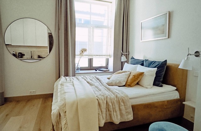 Opera studio with AC & WiFi in enchanting Rīga center