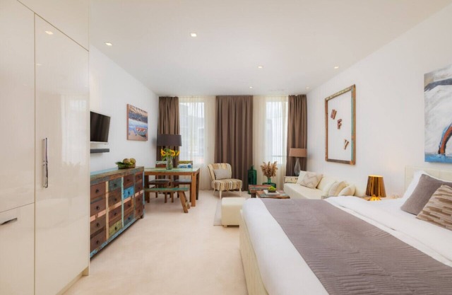 Optimum Apartment Crazy China Junior