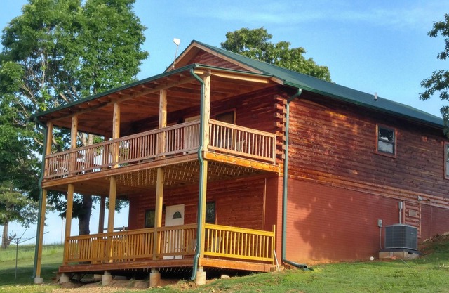 Original log cabin with modern comfort