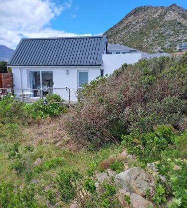 Otter Cottage in Pringle Bay