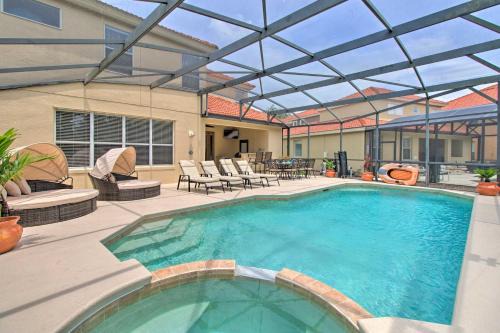 Outdoor Oasis with Pool Davenport Resort Escape!