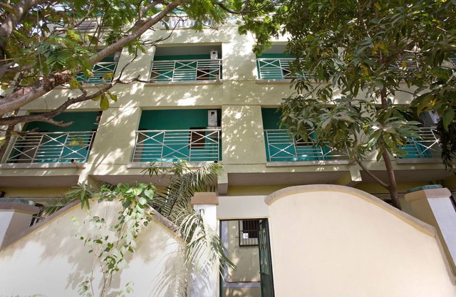 OYO 28363 Hotel Sai Icon Residency