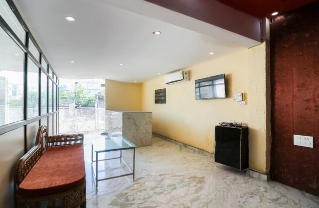 OYO 45749 Doon Devil's