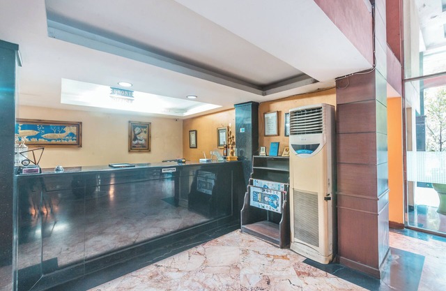 OYO 94759 Hotel Taman Cibinong