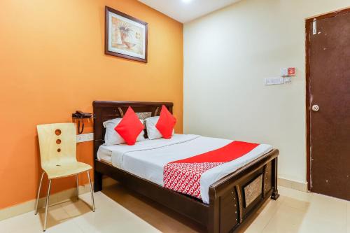 OYO Flagship 79326 Lingampally