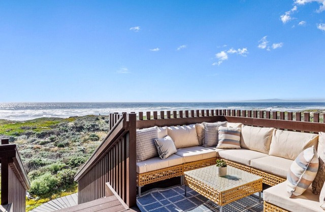 Pacific Oasis | An Oceanfront Escape