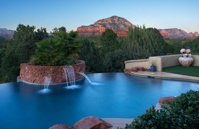 Palatial Paradise with Breathtaking Views of Red Rock and Stunning Infinity Pool