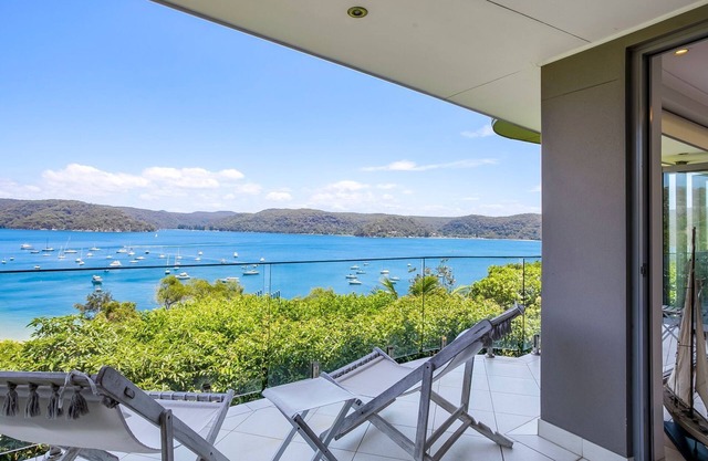 Palm Beach Getaway by Palm Beach Holiday Rentals