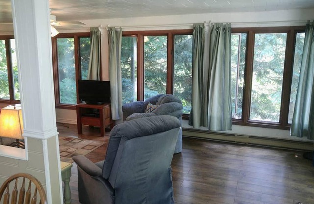 Pams 2 bedroom Cottage