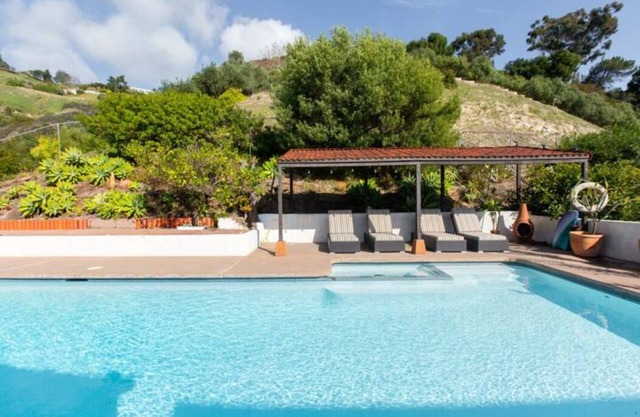 Panoramic View 5BR/3Bath Pool Private Tennis Court